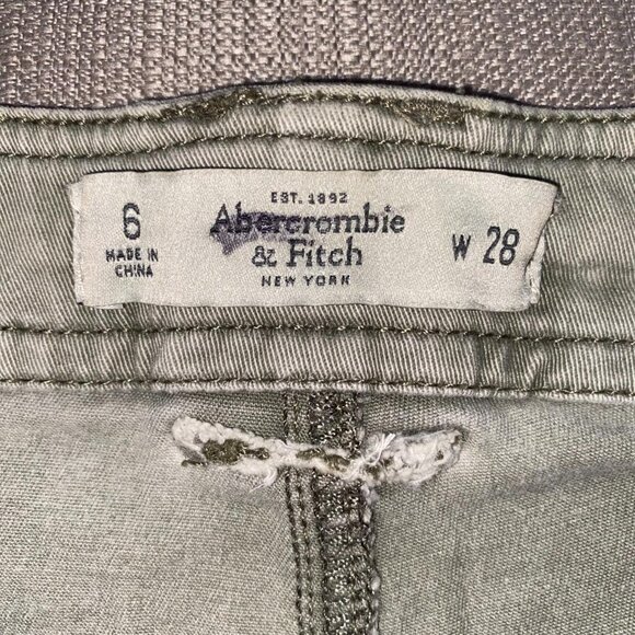 Abercrombie & Fitch Green Cargo Denim Utility Shorts - Picture 3 of 12